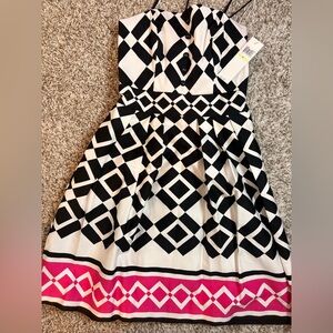 Women’s Black & White Geometric Print Dress with Pink Border